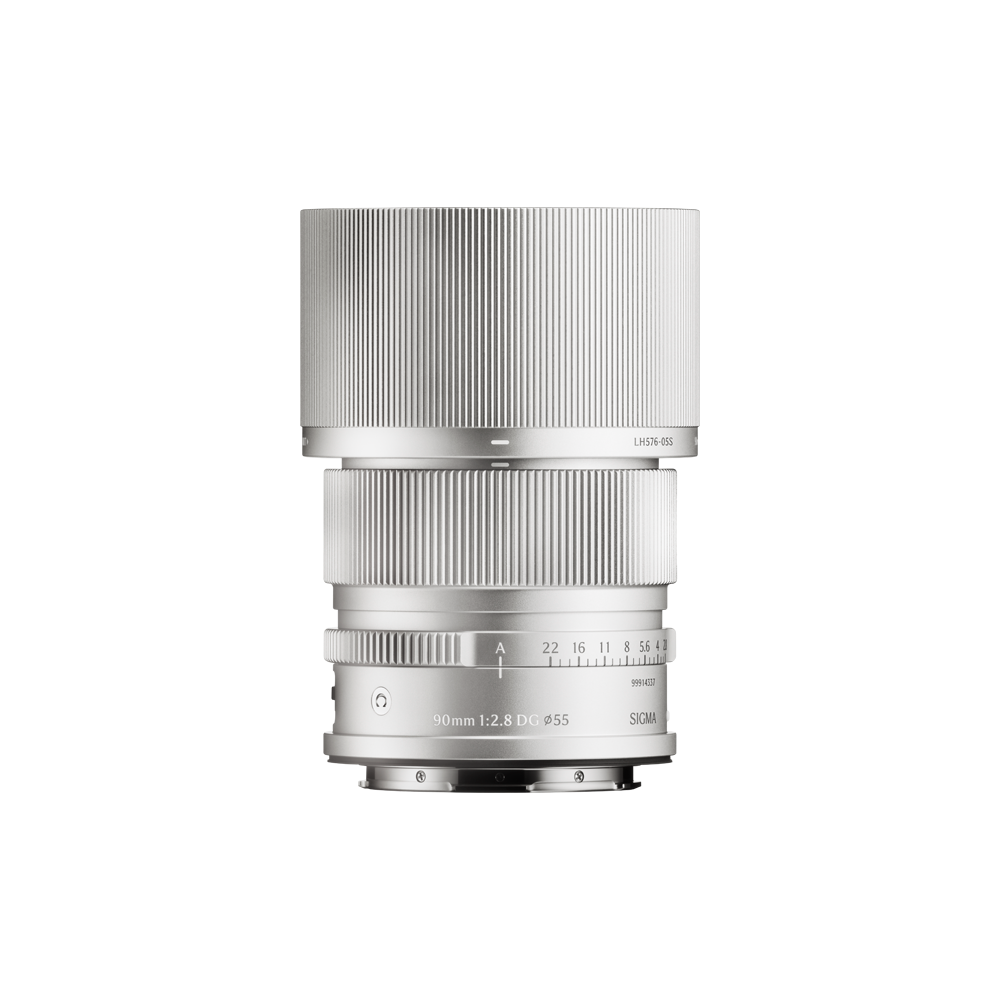90mm F2.8 DG