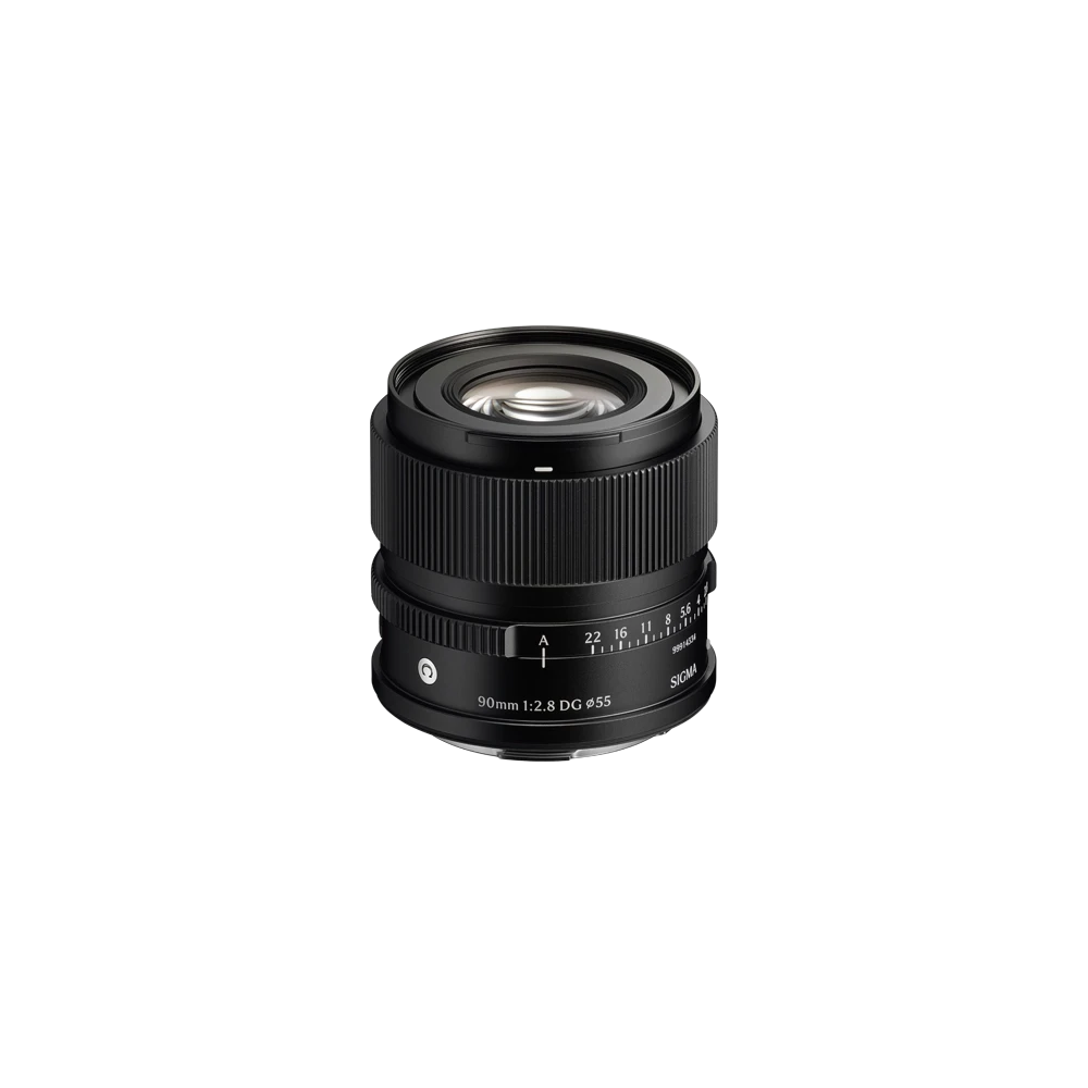 90mm F2.8 DG