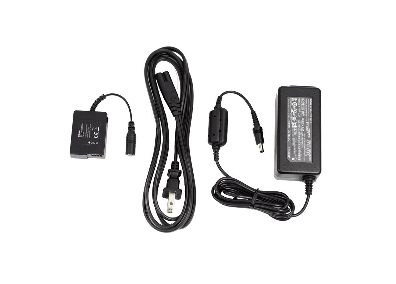 AC ADAPTER SAC-7P EU